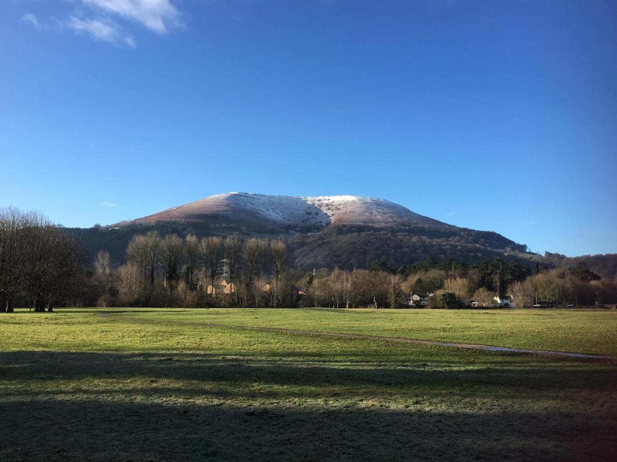 The Old Rectory Bed & Breakfast Abergavenny Exteriér fotografie